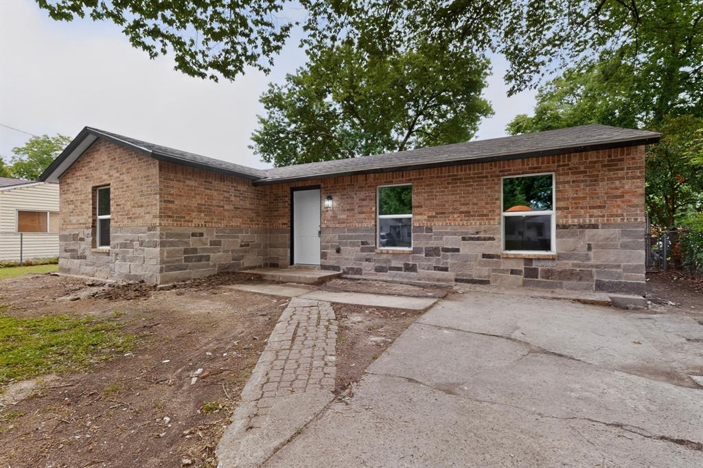 2518 Larry Drive