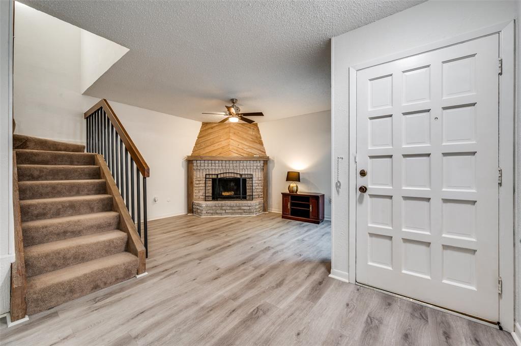 Preston Oaks Crossing Condos 01 & 02 - Residential