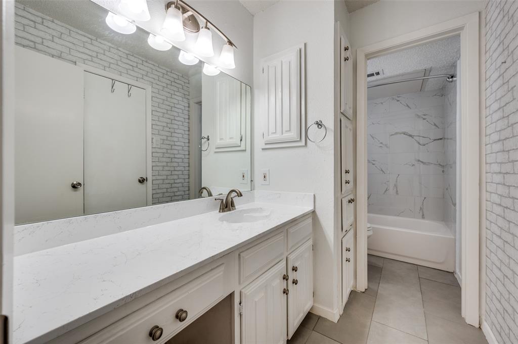 Preston Oaks Crossing Condos 01 & 02 - Residential