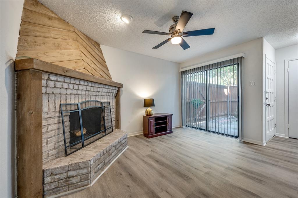 Preston Oaks Crossing Condos 01 & 02 - Residential