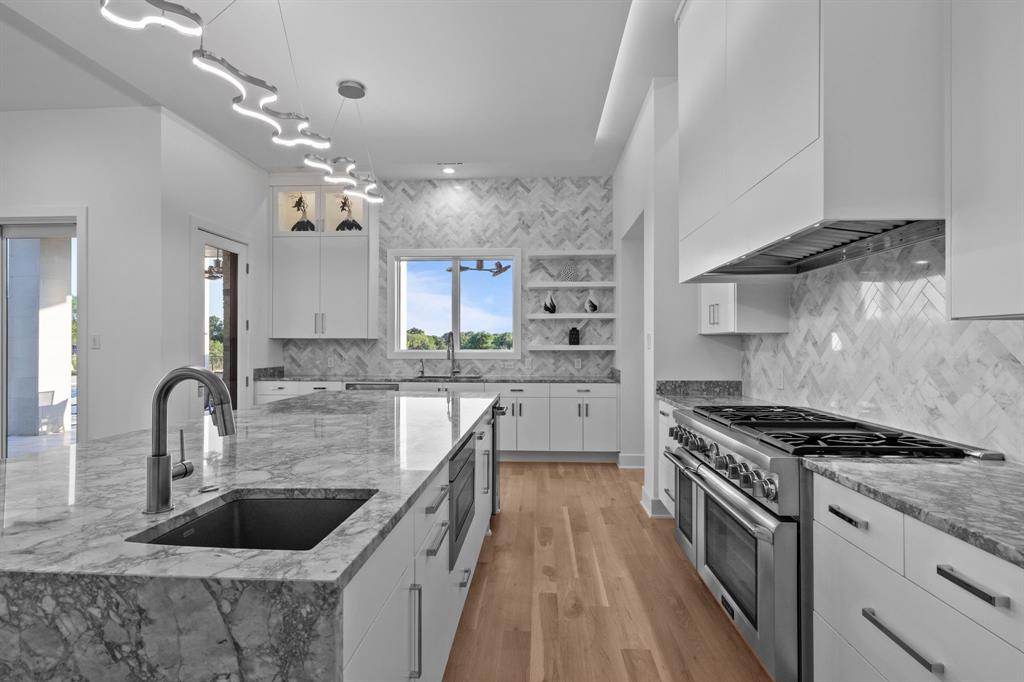 The Estates At Tour 18 Sec 2 - Residential