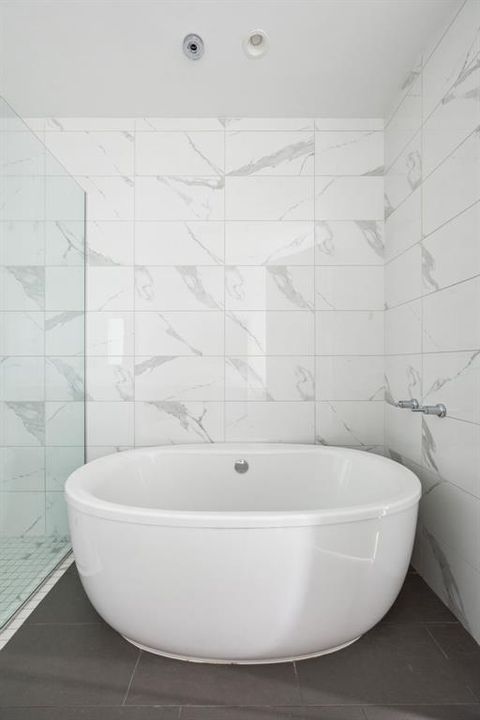 Tiny photo for 2120 Olive Street #3104, Dallas, TX 75201 (MLS # 21065921)