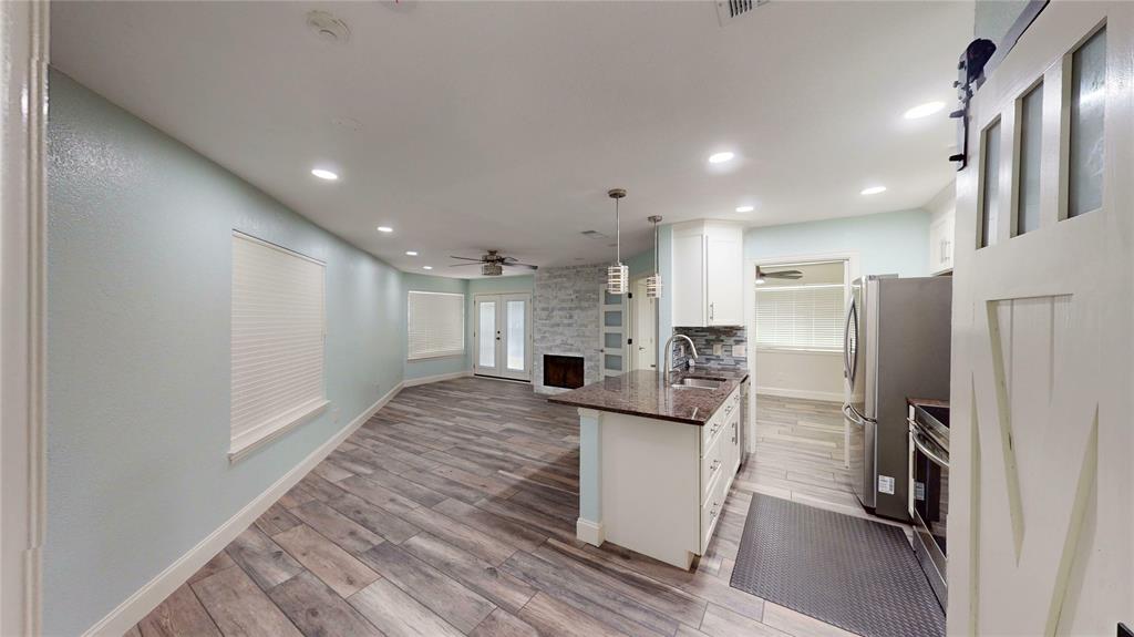 Arlington Oaks Condo - Residential