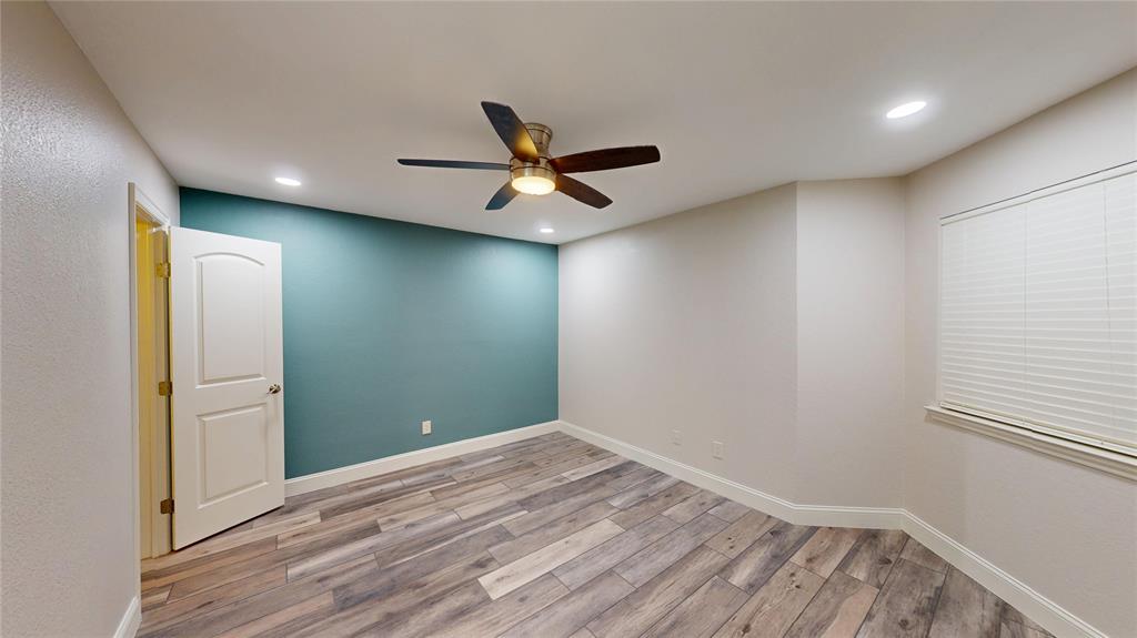 Arlington Oaks Condo - Residential