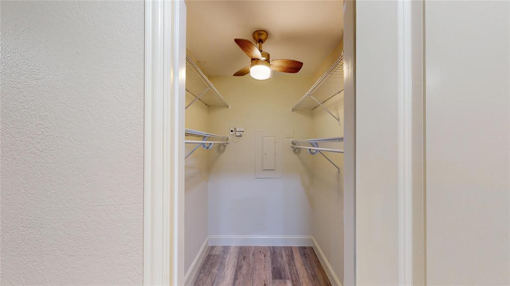 Arlington Oaks Condo - Residential