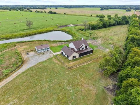 Photo of 2972 County Road 4826, Wolfe City, TX 75496 (MLS # 21153504)