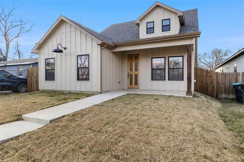 1804 Vincennes Street Fort Worth TX 76105