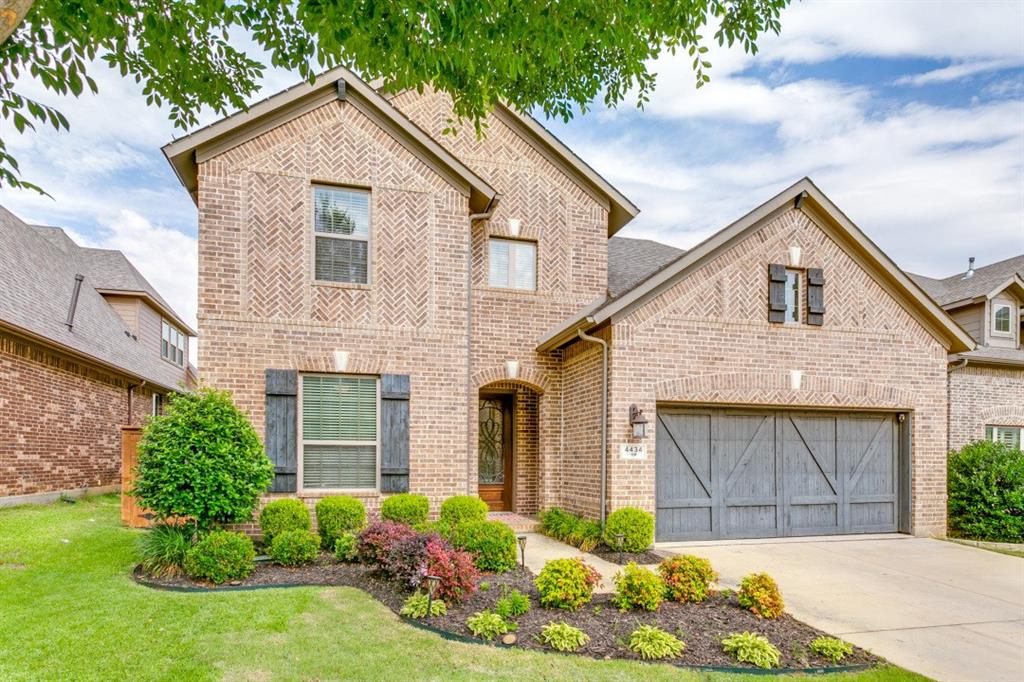 4434 Vineyard Creek Drive