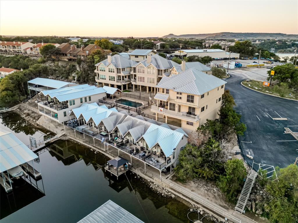 Sportsmans World 14 - Residential