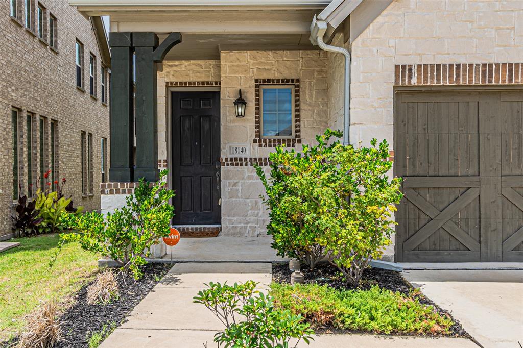 18140 Lakefront Court