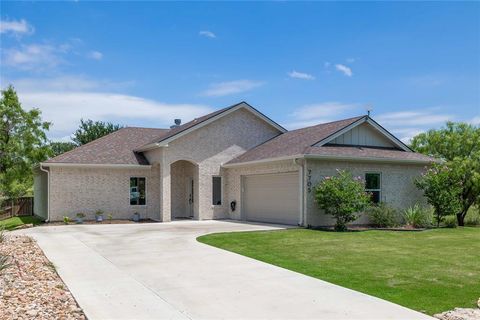 7705 Feather Bay Drive Brownwood TX 76801