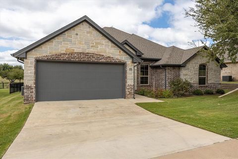 A home in Glen Rose