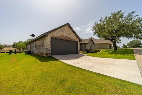 A home in Glen Rose