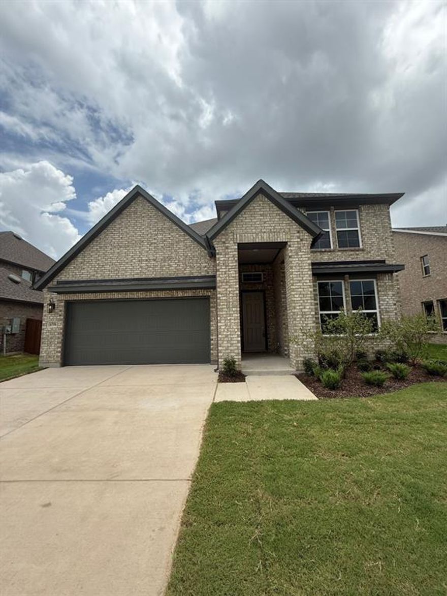 Brand-new, light-filled home with open kitchen, family, and breakfast areas leading to a covered patio. Chef’s kitchen features oversized island, walk-in pantry, and stainless appliances—including new washer, dryer, and refrigerator with ice-water. First-floor primary suite with dual vanities and huge walk-in closet. Upstairs offers game room, two bedrooms with shared bath, plus private guest-in-law suite with its own bath and walk-in closet. Large fenced backyard, 2-car garage, and quiet neighborhood next to park with pond and playground. Only 15–20 min to downtown Dallas. The tenant pays utilities.