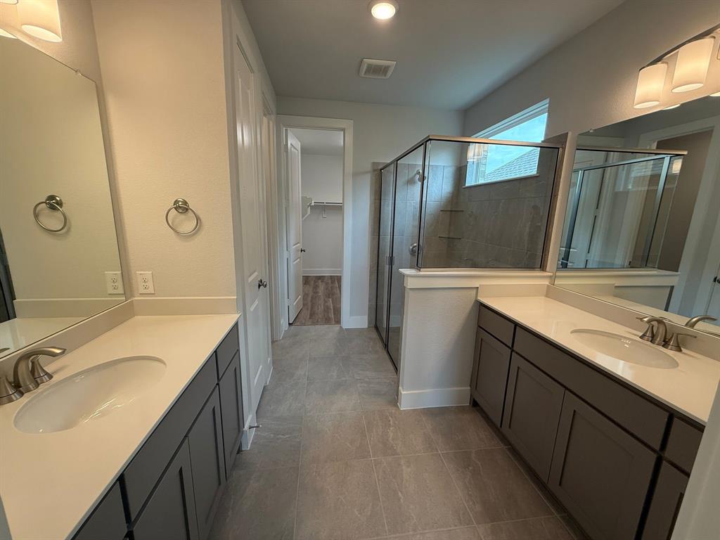 Lyons Crest Estates 2 - Residential Lease