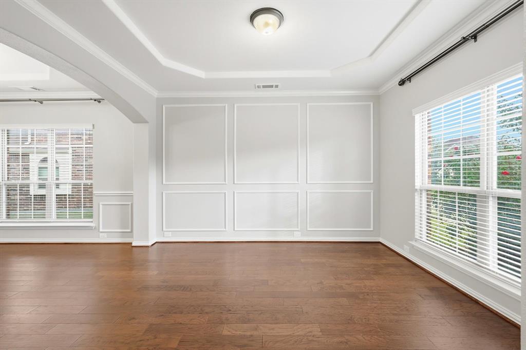 Ridgeview At Panther Creek Ph 3 - Residential Lease