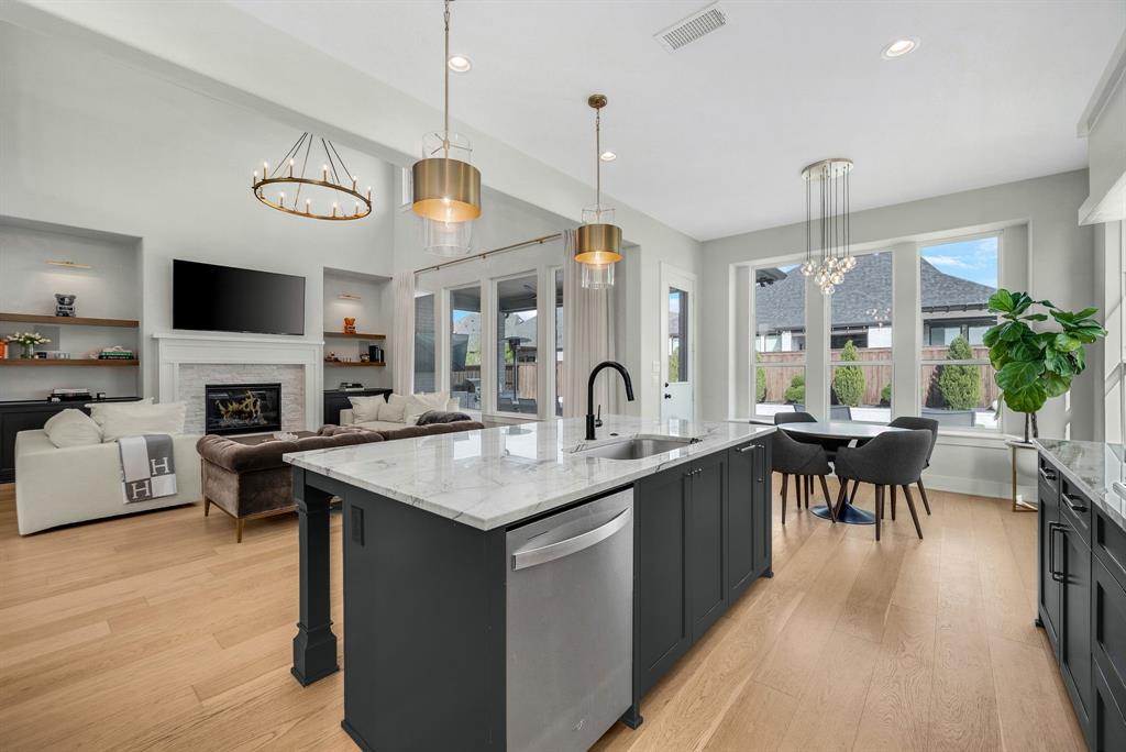 6190 Manderlay Drive