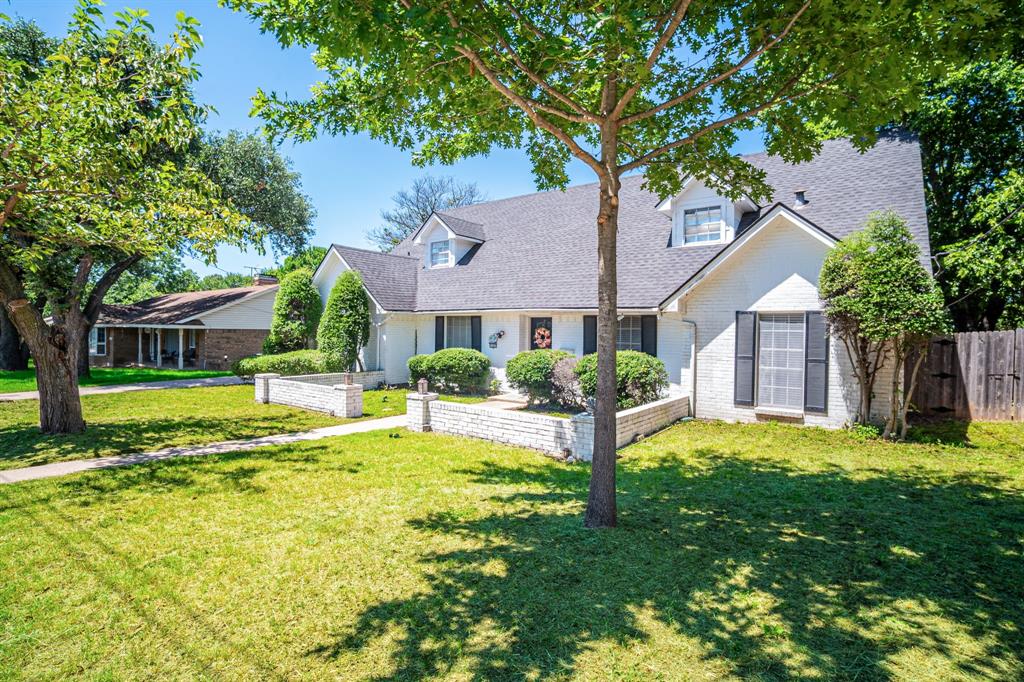 1127 Willow Creek Drive