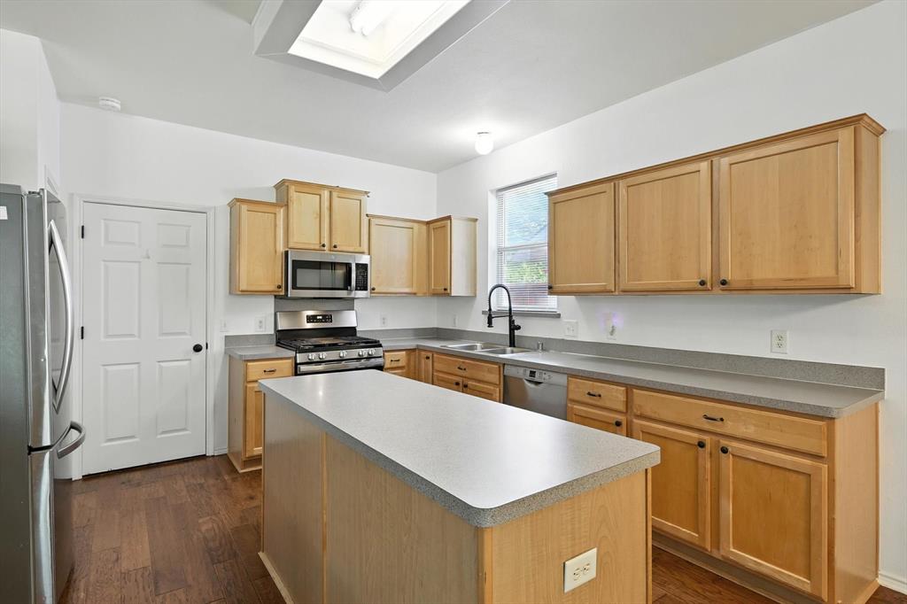 3852 Kirby Drive