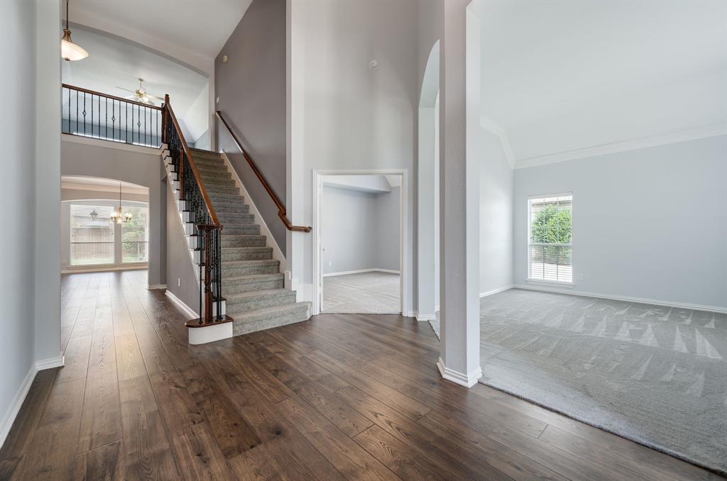 953 Waterbury Way