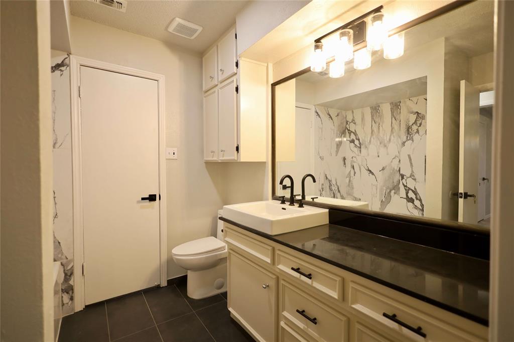 PLEASANT LAKE ESTATES 2 - Residential Lease