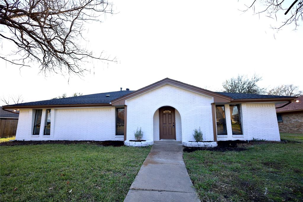 PLEASANT LAKE ESTATES 2 - Residential Lease