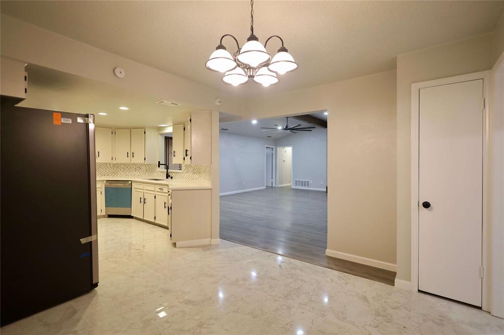 PLEASANT LAKE ESTATES 2 - Residential Lease