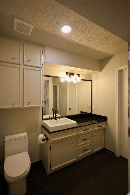 PLEASANT LAKE ESTATES 2 - Residential Lease