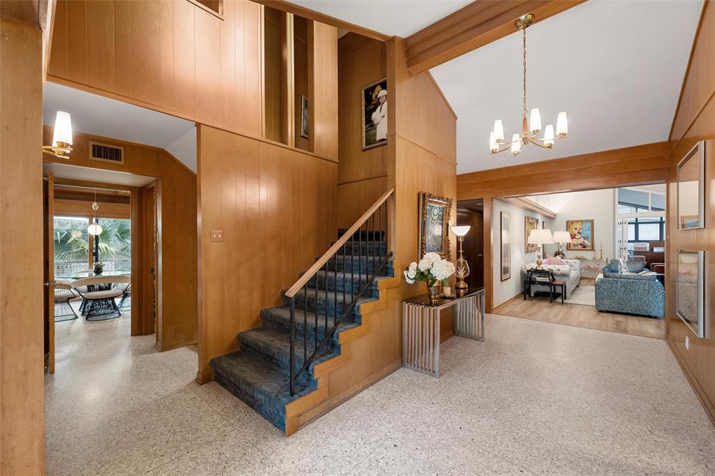 5016 Lockwood Drive