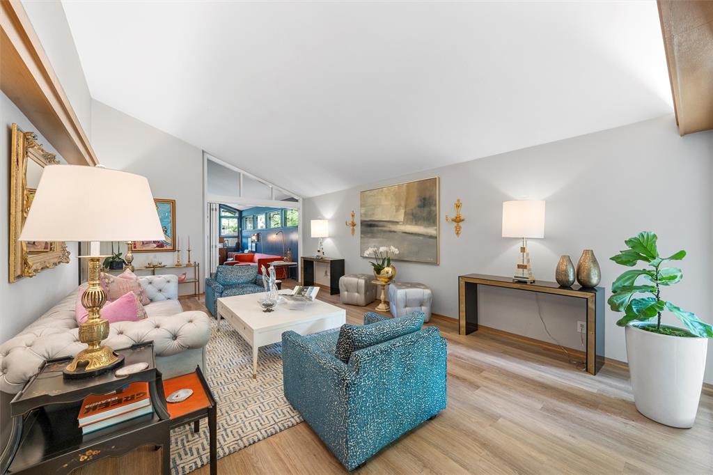 5016 Lockwood Drive