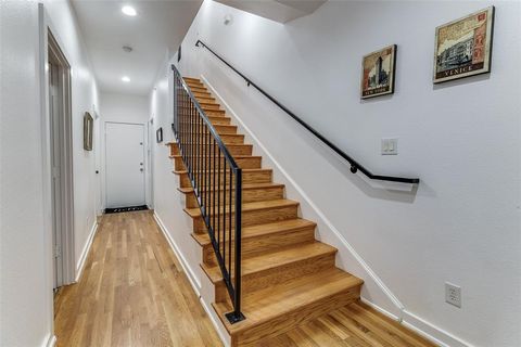 3320 Douglas Avenue C Dallas TX 75219
