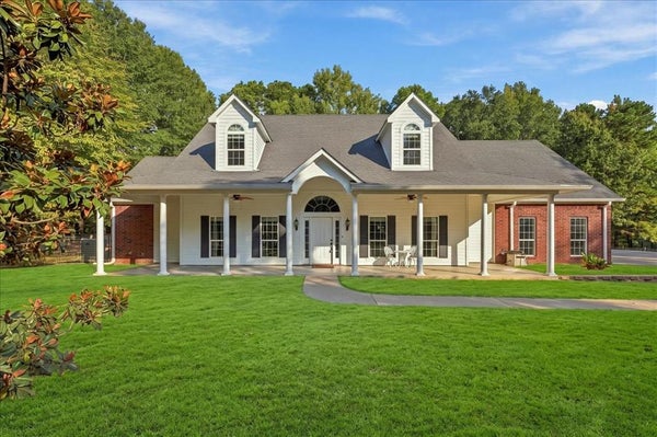 1761 IRONWOOD RD, GILMER, TX 75644 - Image d96b26fc9728d1ed07bb45d45f22e704/2120467840