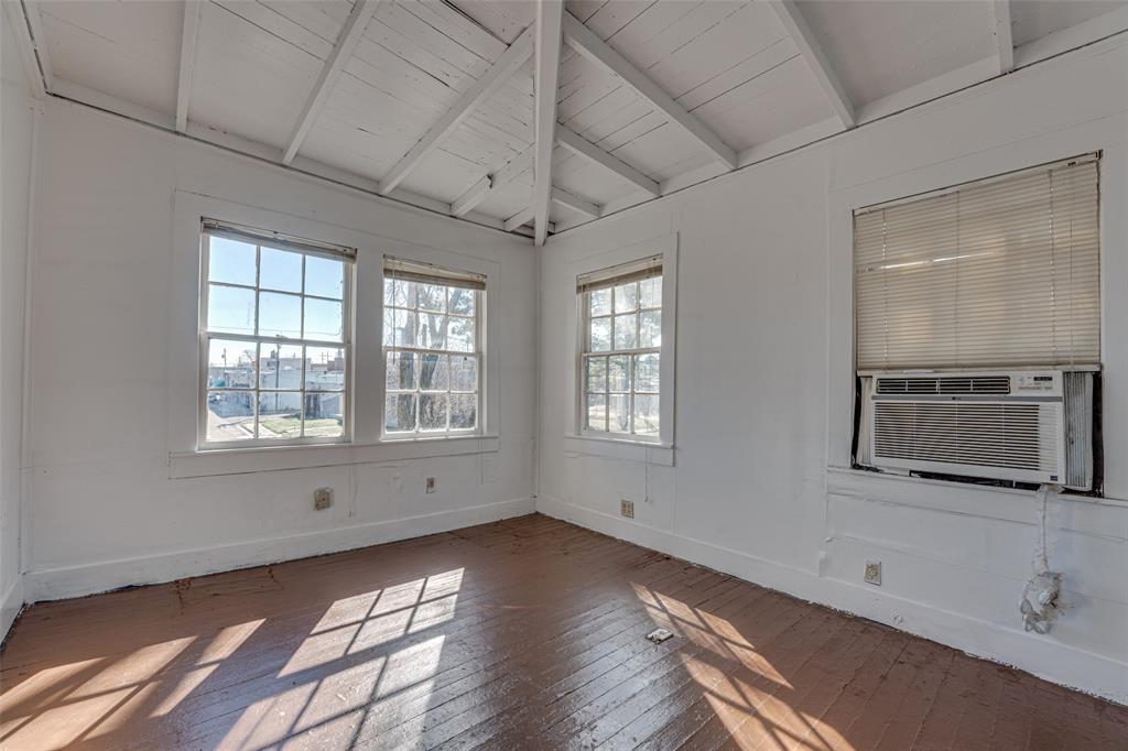 Mineola Townsites - Residential