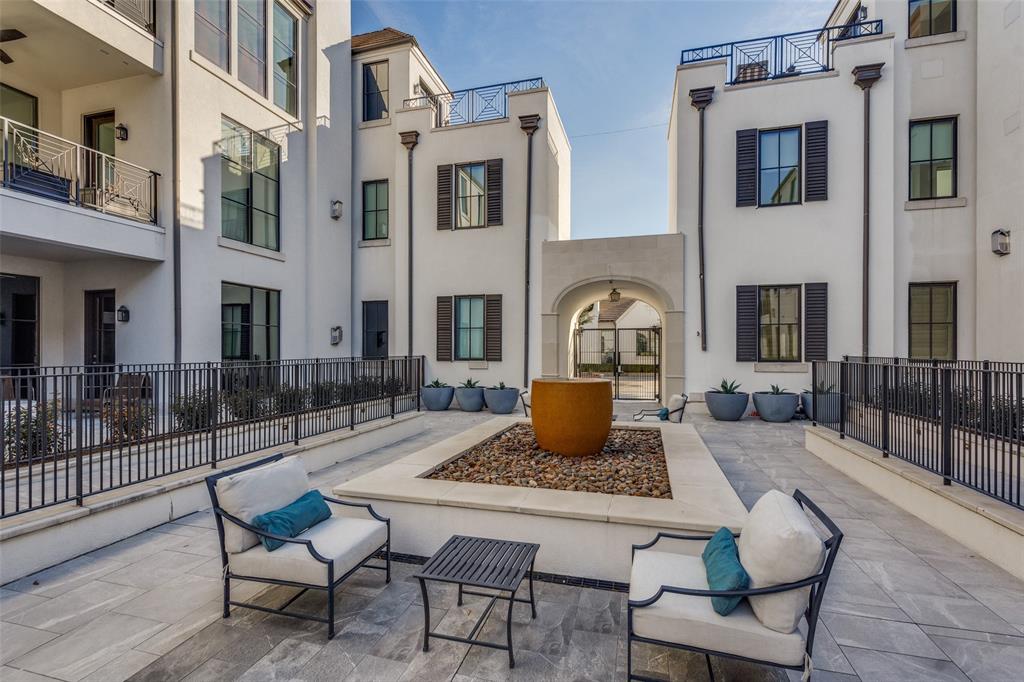 5270 Town And Country Boulevard 332