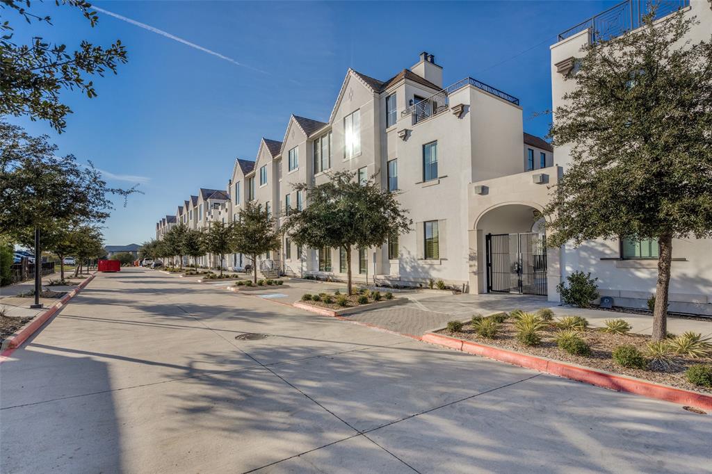 5270 Town And Country Boulevard 332