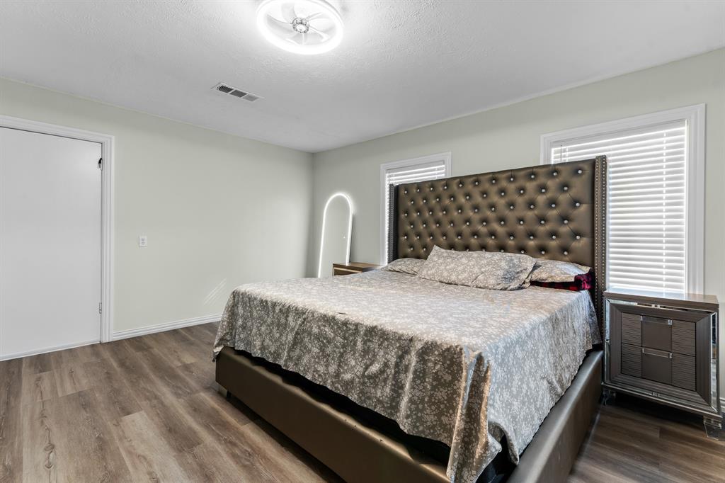 Parkdale 01 - Residential