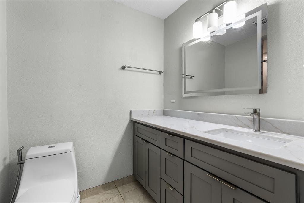 Parkdale 01 - Residential