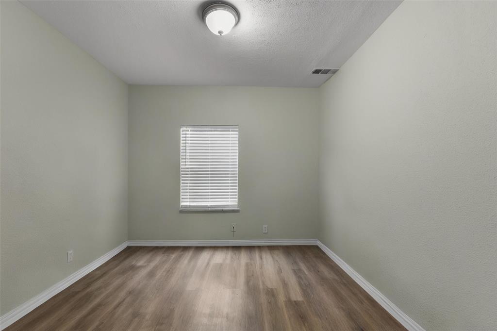 Parkdale 01 - Residential