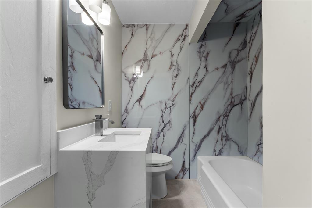 Parkdale 01 - Residential