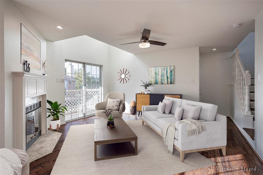 Carriage Place Condo On Marquita - Residential Lease