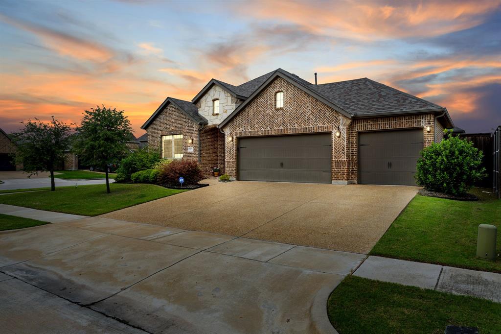 1024 Macaw Drive