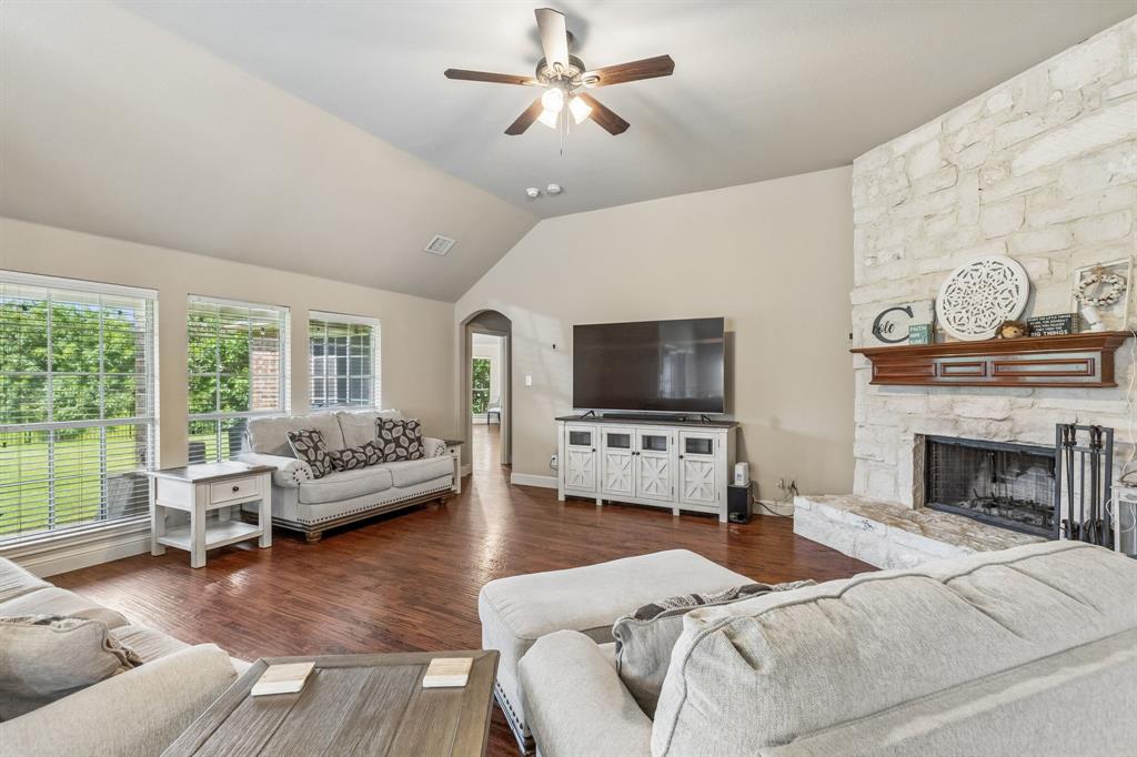 301 Tobiano Court