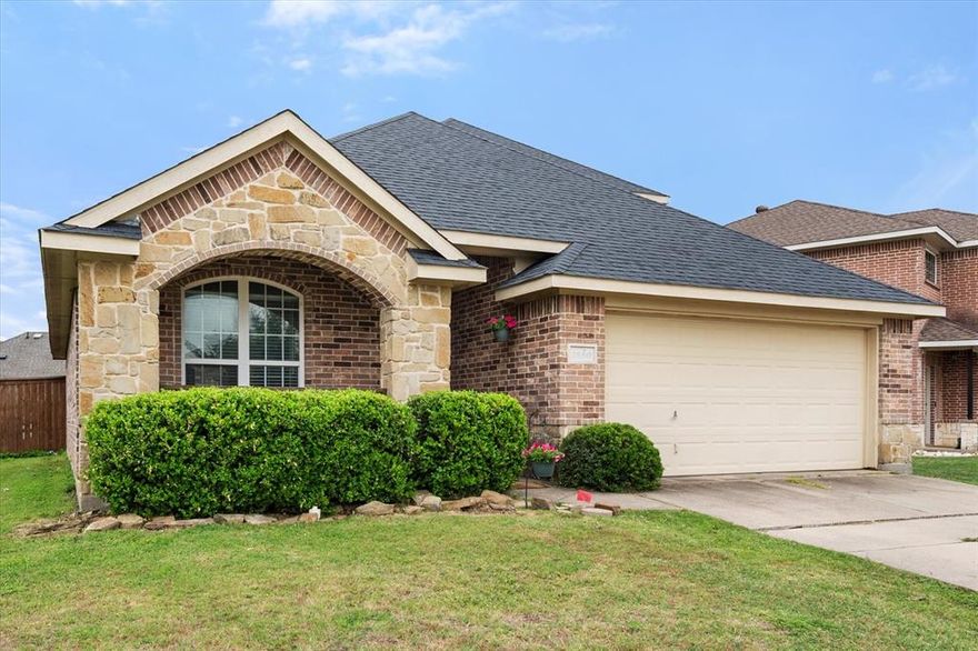 Located in a quiet neighborhood close to shopping, grocery stores, and schools, this home offers comfort, convenience, and space for your next chapter. Featuring a newer HVAC system, newer roof, new kitchen flooring, and a fully fenced yard, it’s ready for you to make it home.