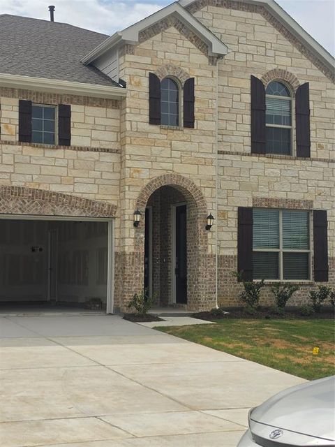Photo of 223 loving Trail, Justin, TX 76247 (MLS # 21341747)