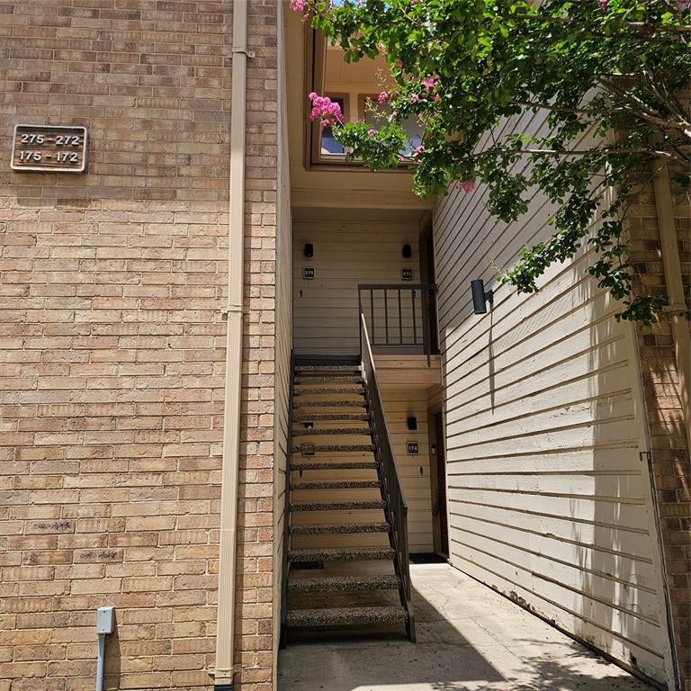 16301 Ledgemont Lane 174