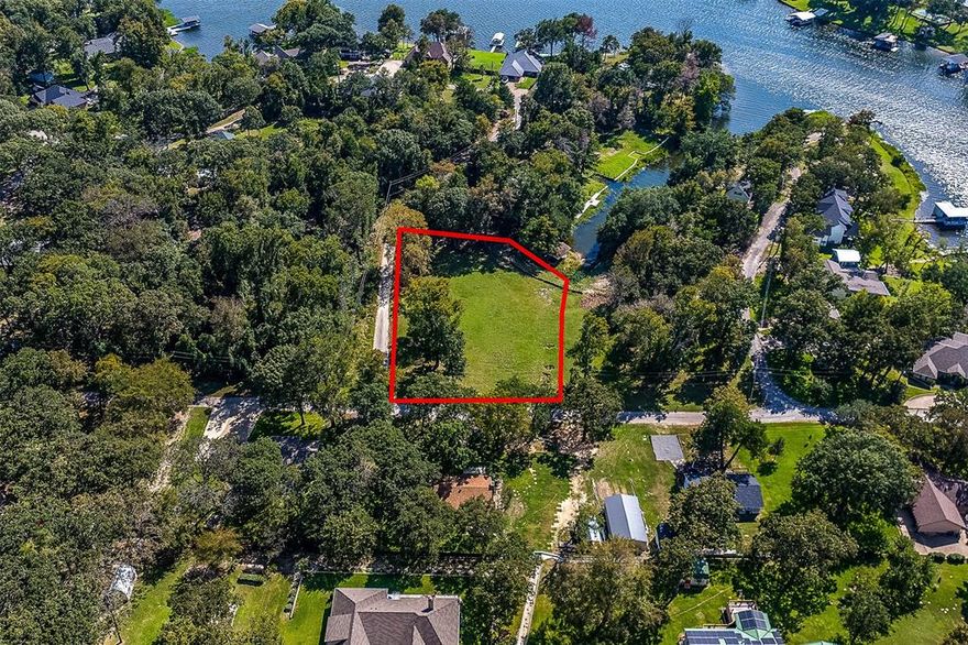 Waterfront lot opportunity in the desirable Timber Lake Estates neighborhood on Lake Athens. This multi-parcel property offers direct water access and includes an existing boat dock. A rare chance to build your custom lake home in an established, well-loved community. With flexible potential and a peaceful setting, this property is ideal for full-time living or a private retreat in the heart of East Texas.