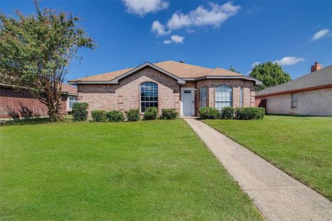 705 Crenshaw Drive Cedar Hill TX 75104
