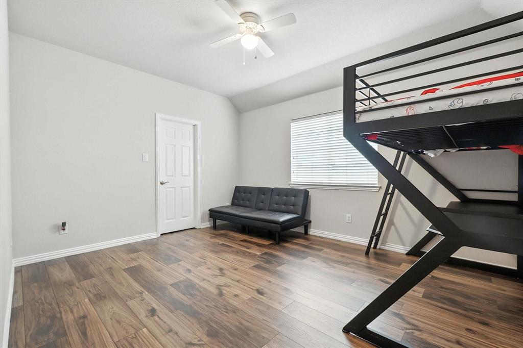 Knolls At Breckinridge Ph I - Residential Lease