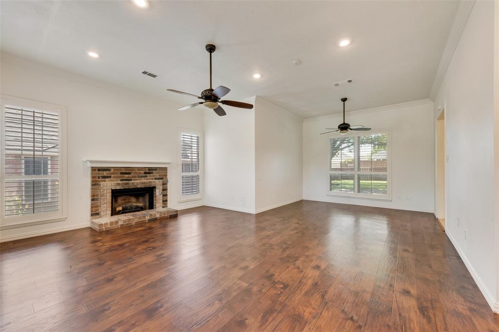 8525 Creekview Drive