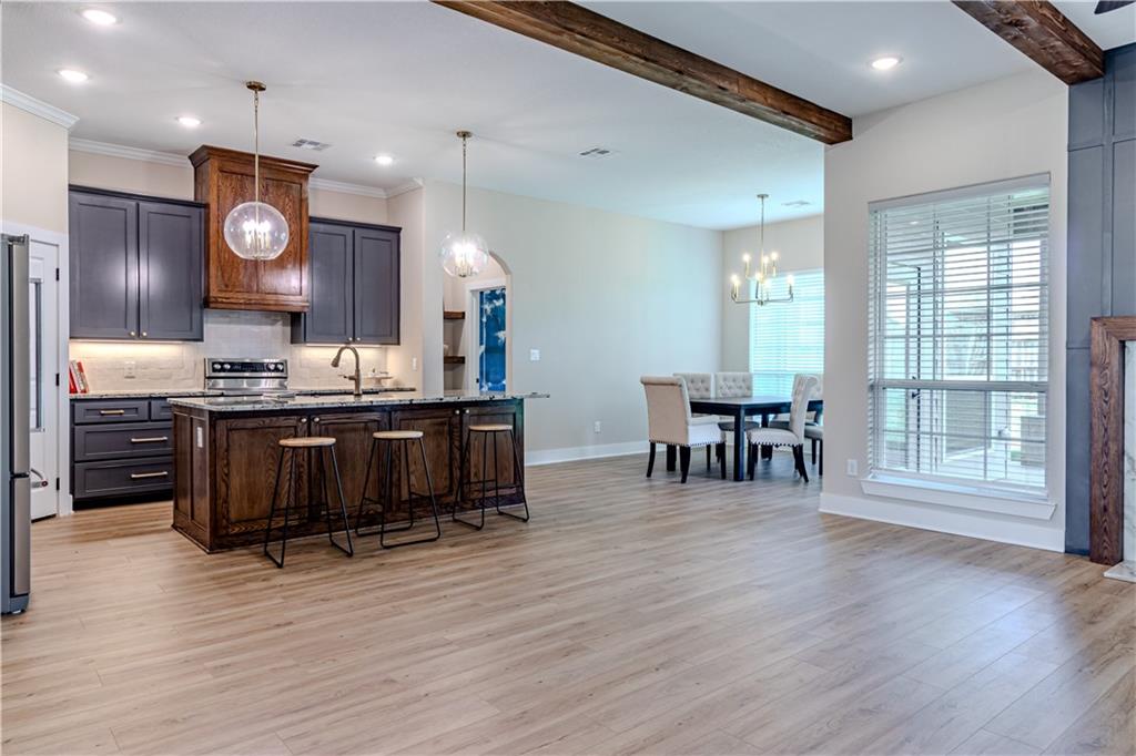 1037 Queen Elizabeth Drive